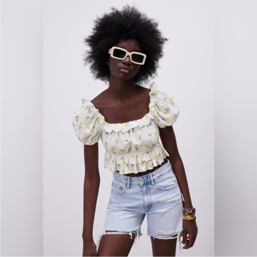 Zara White Floral Puff Sleeve Crop Top